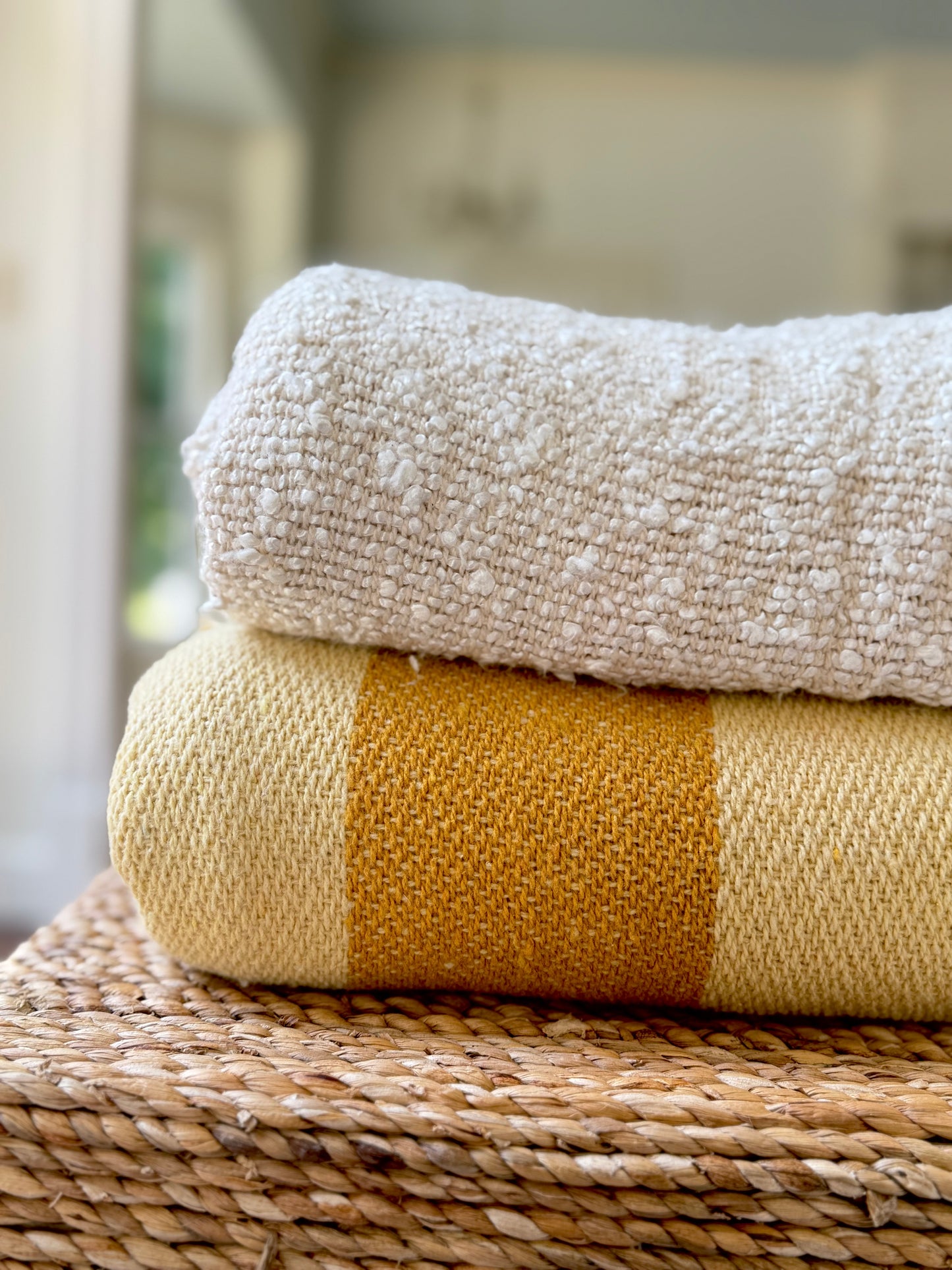 Ivory Boucle Throw - Goldenfinch Boutique